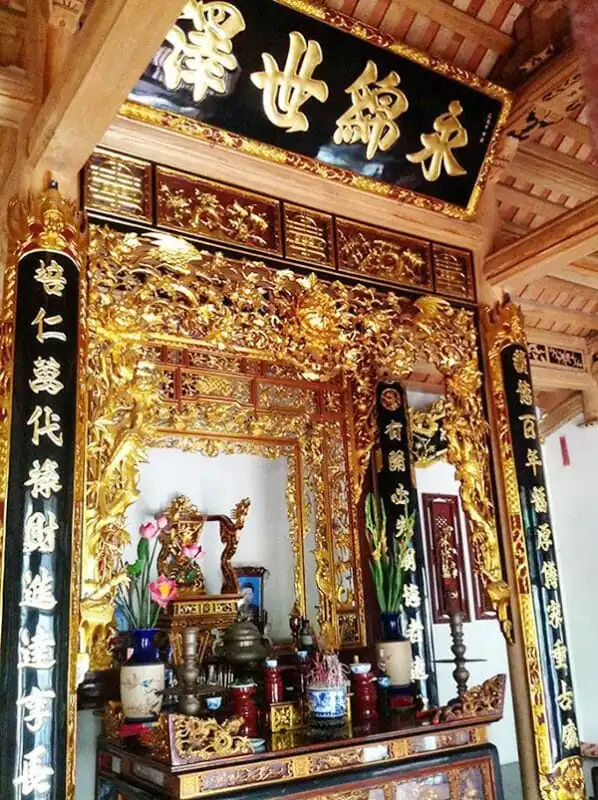 Cửa võng phòng thờ 7 bàn thờ tư gia
