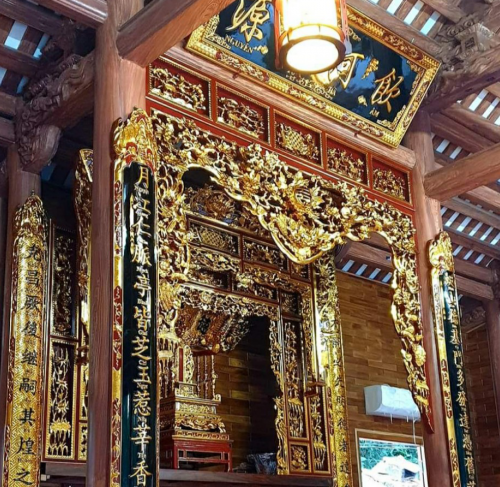 Mẫu cửa võng thờ gia tiên