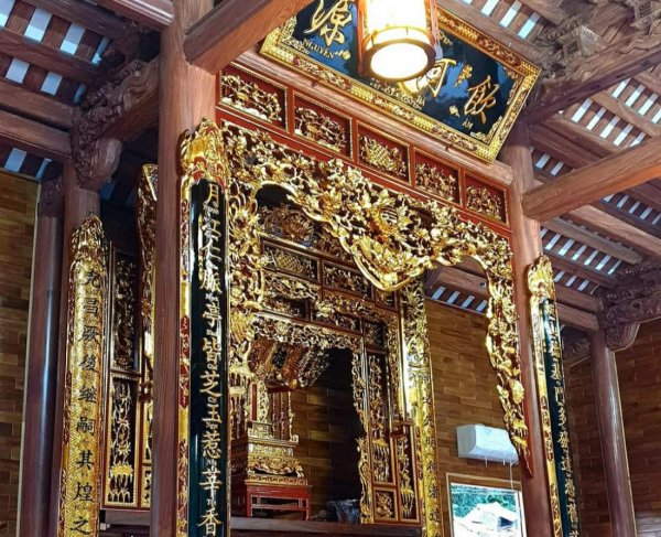 Cách Treo Hoành Phi Câu Đối Đẹp, Cân Đối Với Gian Thờ 1 Mẫu cửa võng thờ gia tiên