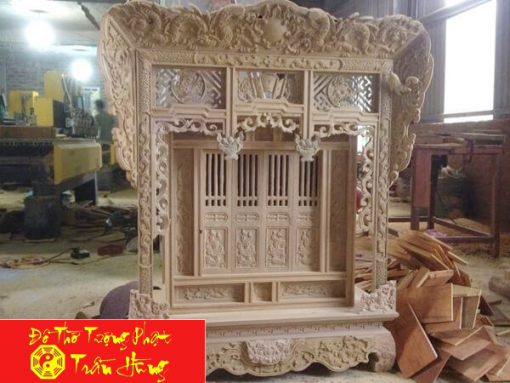 khám thờ bằng gỗ