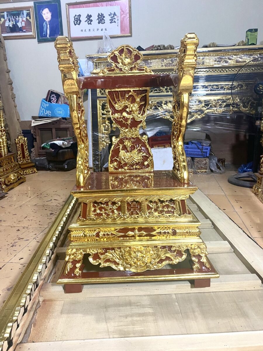 Mẫu ỷ nhỏ cho gian thờ gia đình