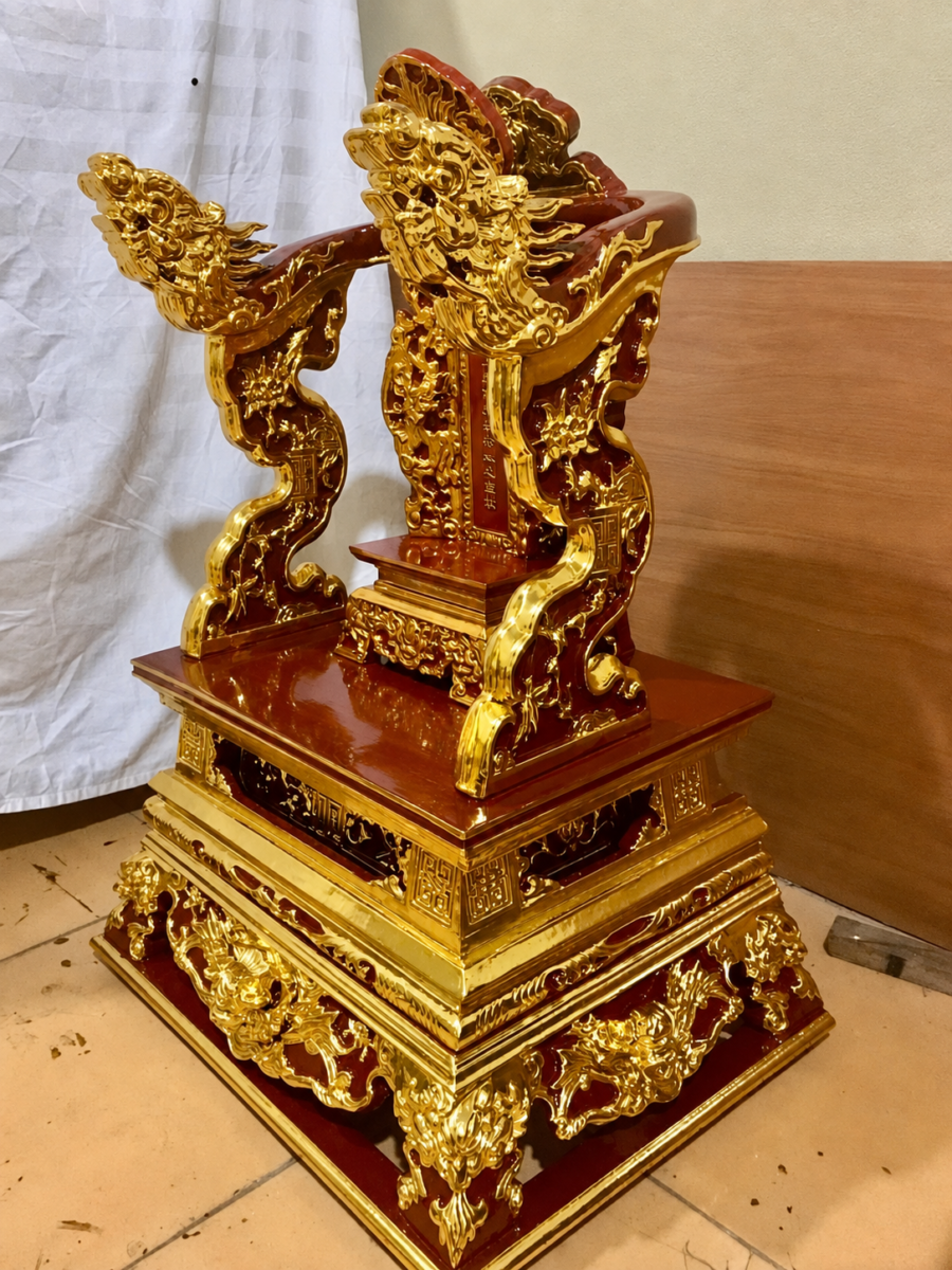 Bài vị và ỷ thờ gia tiên
