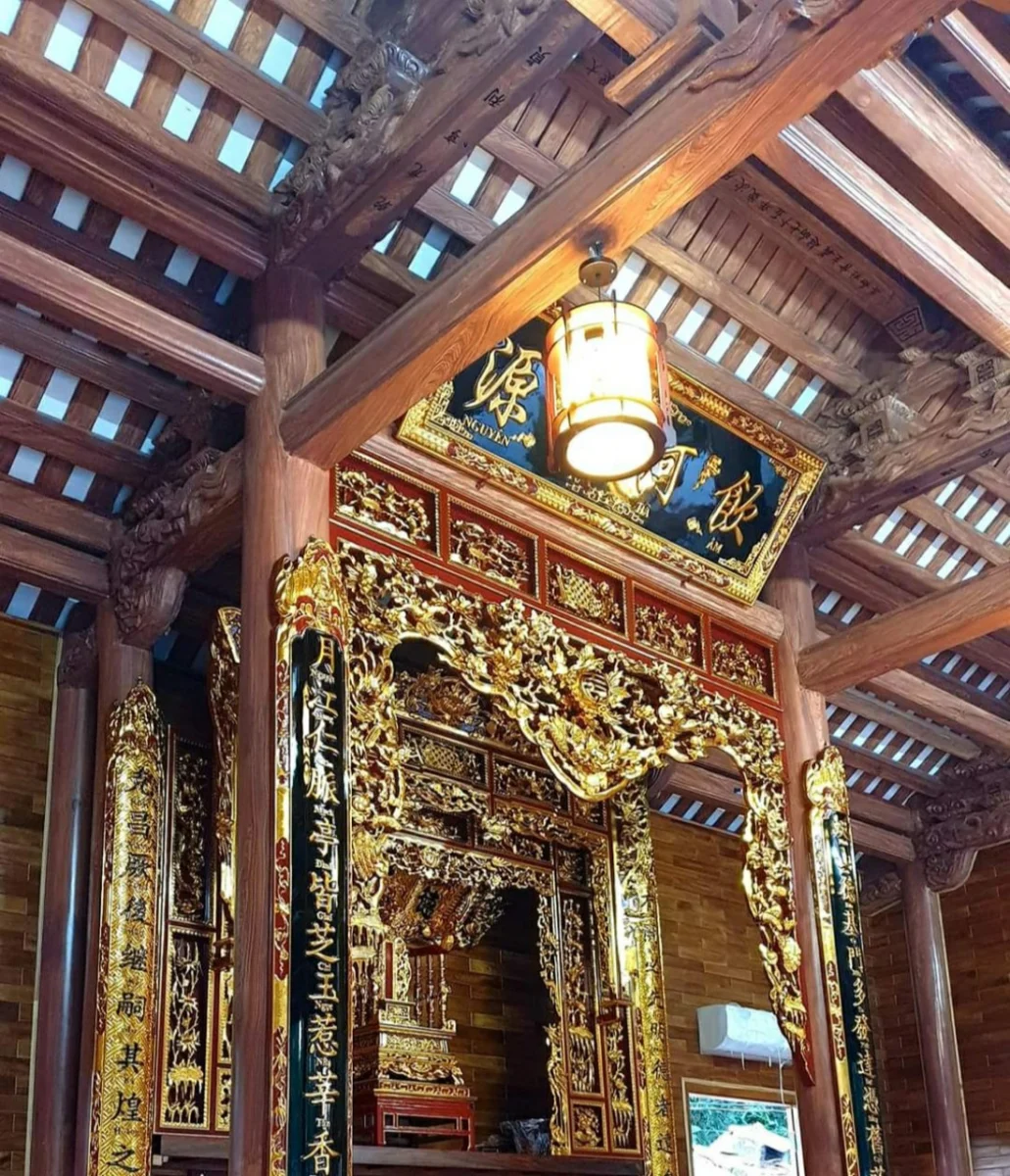 cửa võng phòng thờ