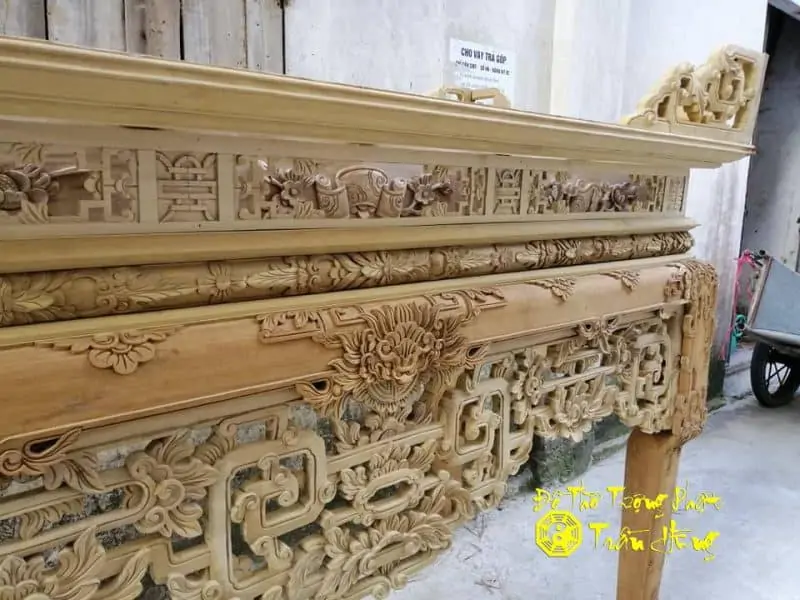 Bàn thờ dùng gỗ gì tốt nhất? 4 bàn thờ dùng gỗ gì tốt nhất - 3