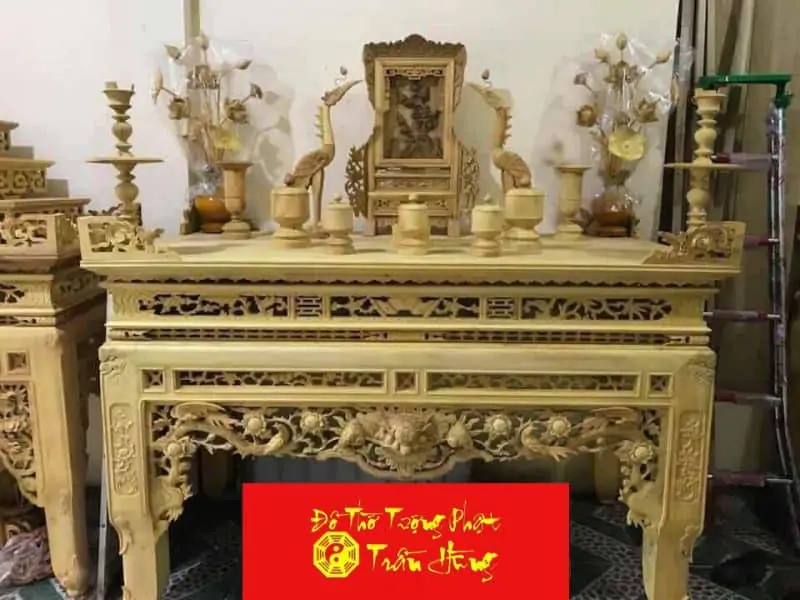 Hướng dẫn cách trang trí bàn thờ gia tiên đẹp hợp phong thủy 2 cách trang trí bàn thờ gia tiên đẹp