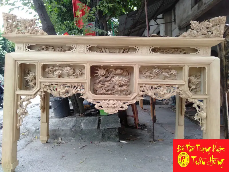 Bàn thờ ô xa gỗ vàng tâm 5 Bàn thờ ô xa