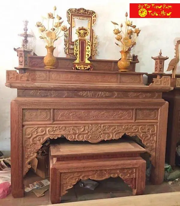 Án gian và giá gương gỗ gụ 7 các mẫu bàn thờ tam cấp