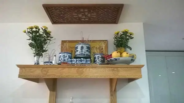 bàn thờ thần linh gồm những gì