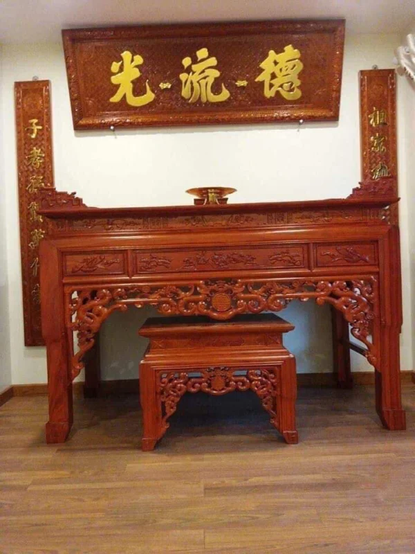 cách bày bàn thờ ngày tết 5 cách treo hoành phi câu đối trên bàn thờ gia tiên