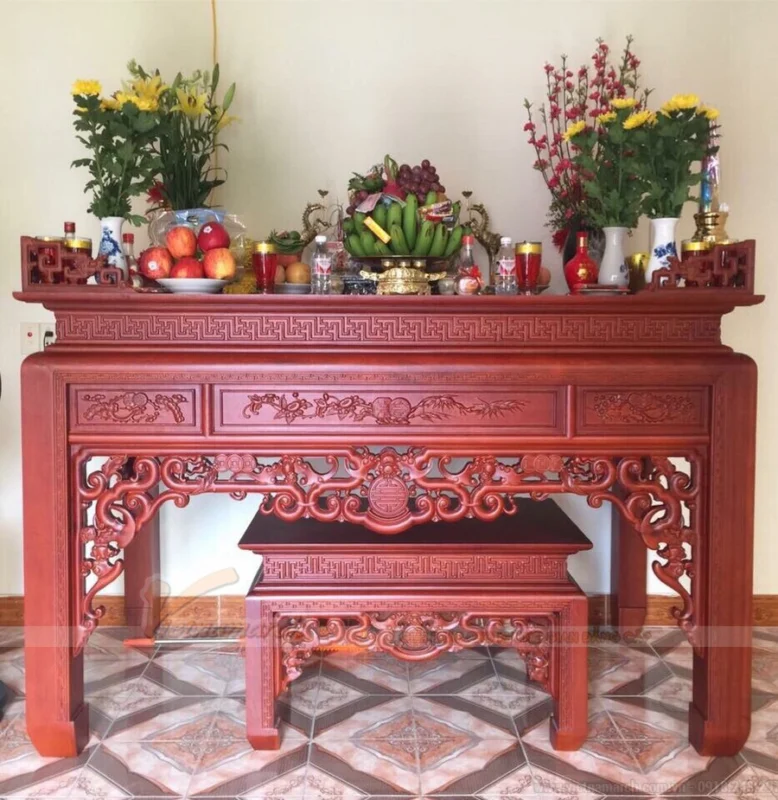 mua bàn thờ ngày nào đẹp