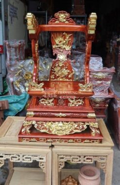 Ngai thờ ỷ Gỗ gụ