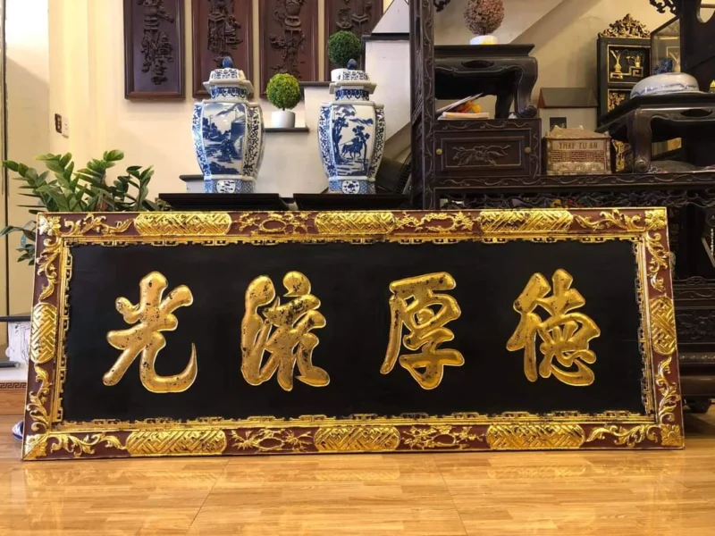 Hoành phi câu đối và cửa võng thờ gia tiên 6 Hoành phi câu đối và cửa võng thờ gia tiên