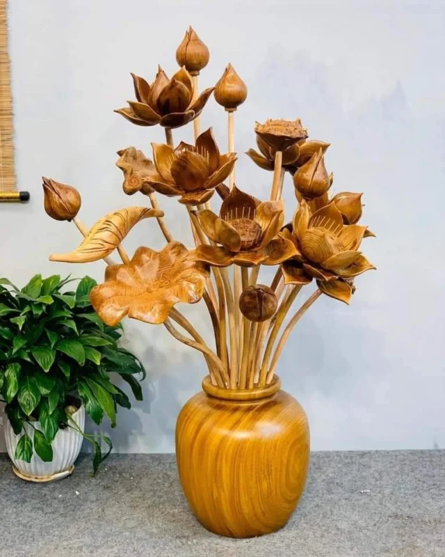 ?Hoa sen gỗ phòng khách, phòng thờ gia tiên, ban thờ phật?