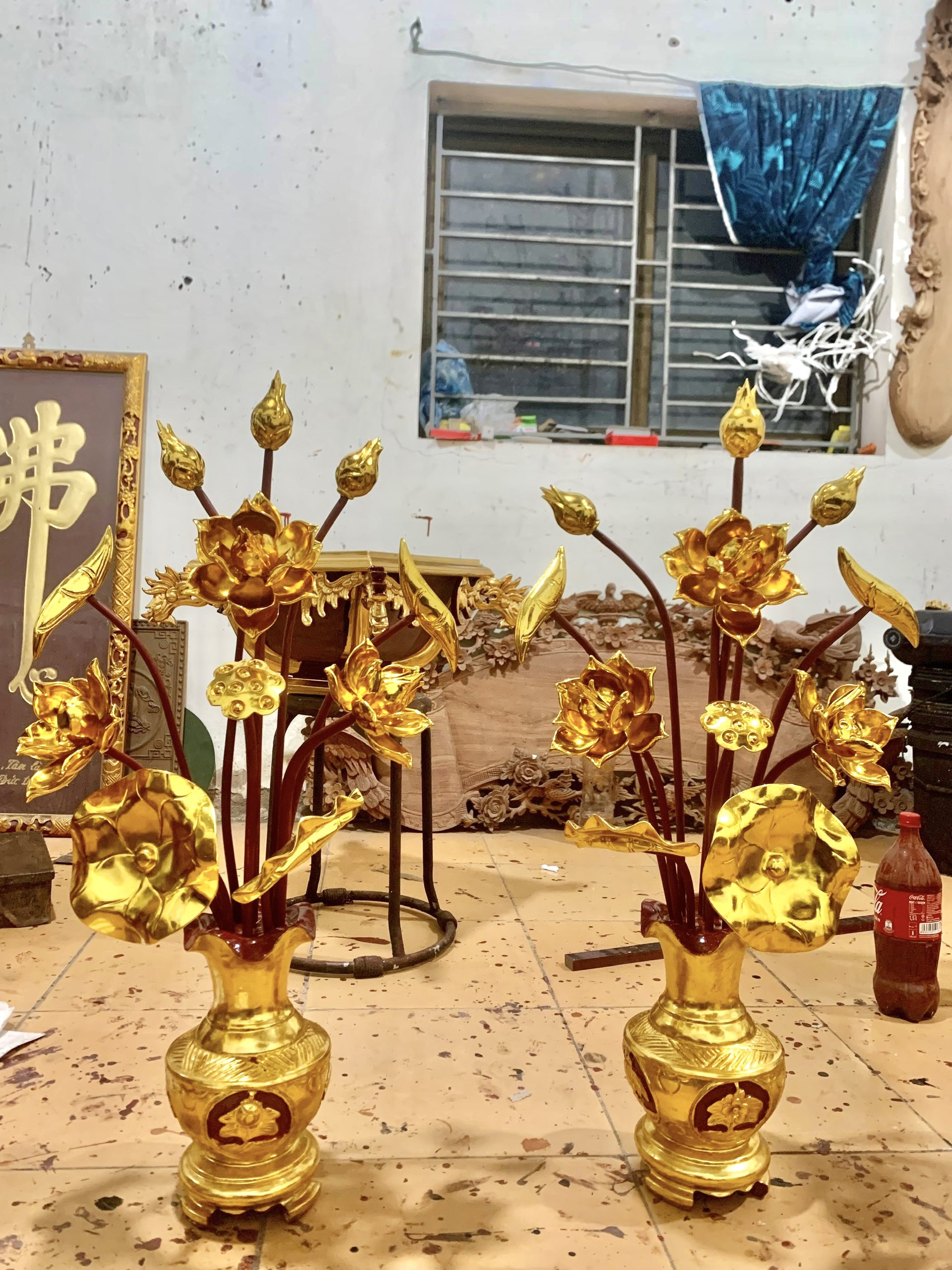 Xưởng Làm Hoa Sen Gỗ Mít Thếp Vàng Theo Kích Thước 1 hoa sen gỗ mít rát vàng