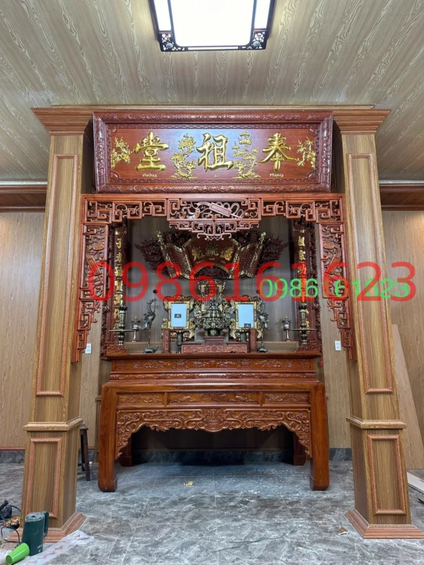 Nên chọn bàn thờ gỗ gì làm bàn thờ: Gỗ mít, gỗ gụ, gỗ hương hay gỗ dổi?