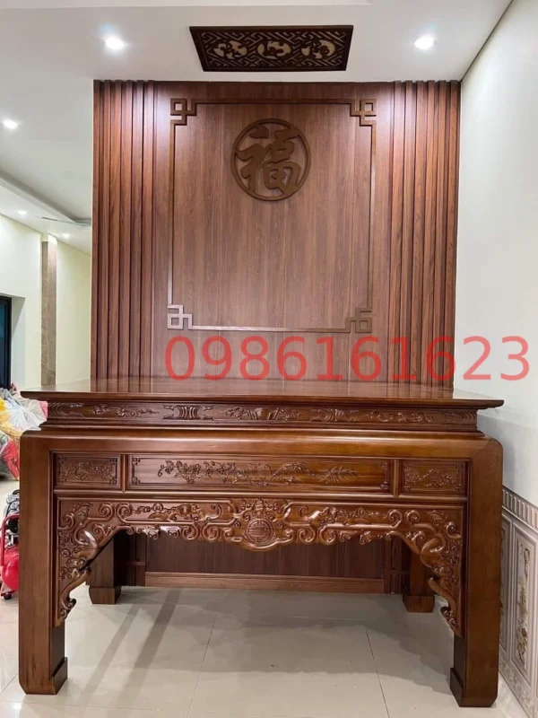 30 mẫu Bàn Thờ Gia Tiên Đẹp – Bí Quyết Lựa Chọn Bàn Thờ Phong Thủy, Bền Đẹp Và Trang Nghiêm 2 Bàn thờ án gian gỗ hương