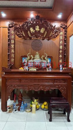 Cuốn thư câu đối gỗ hương