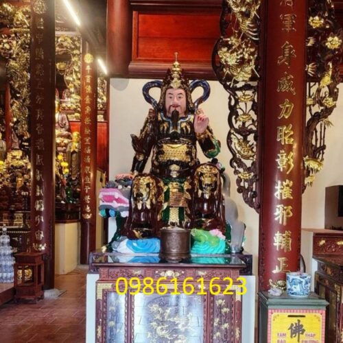 làm tượng hộ pháp