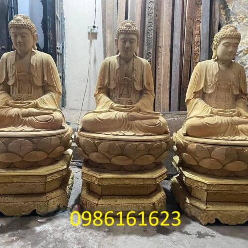 Tượng Tam Thế Phật gỗ bằng gỗ