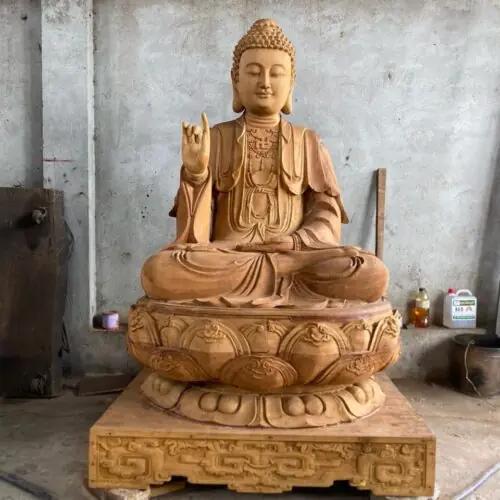 Tượng Thế Tôn – Biểu tượng tôn nghiêm trong không gian thờ Phật 12 Tạc tượng Phật ngồi cho chánh điện