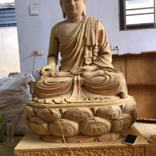 Tượng Phật Thích Ca Mâu Ni bằng gỗ mít