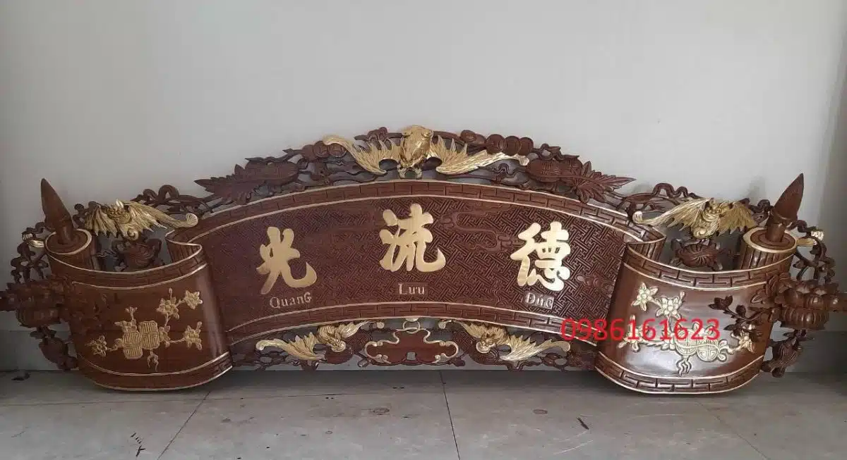 CUỐN THƯ CÂU ĐỐI BẰNG GỖ HƯƠNG – BIỂU TƯỢNG CỦA PHÚ QUÝ & LINH THIÊNG 2 CUỐN THƯ CÂU ĐỐI BẰNG GỖ HƯƠNG
