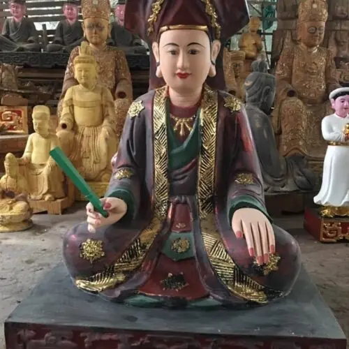 Tượng Tứ Phủ Chầu Bà 25 Quá trình sơn son thếp vàng tượng Chầu tại xưởng Trần Hùng