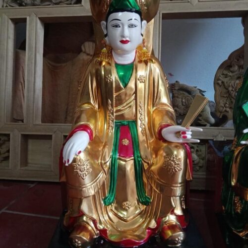 Chi tiết hoa văn trên tượng Chầu Bà – chạm khắc tinh xảo, chuẩn văn hóa Đạo Mẫu