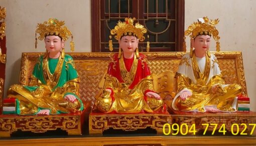 Tượng tam tóa thánh mẫu
