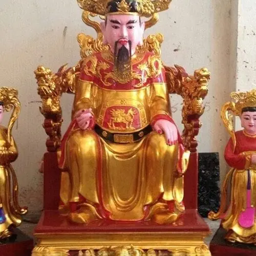 Tượng Quan Trần Triều 16 tượng Đức Thánh Trần đẹp