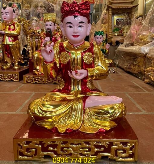 tượng cậu xếp bằng, sơn son thếp vàng