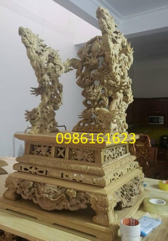 ỷ thờ gỗ mít