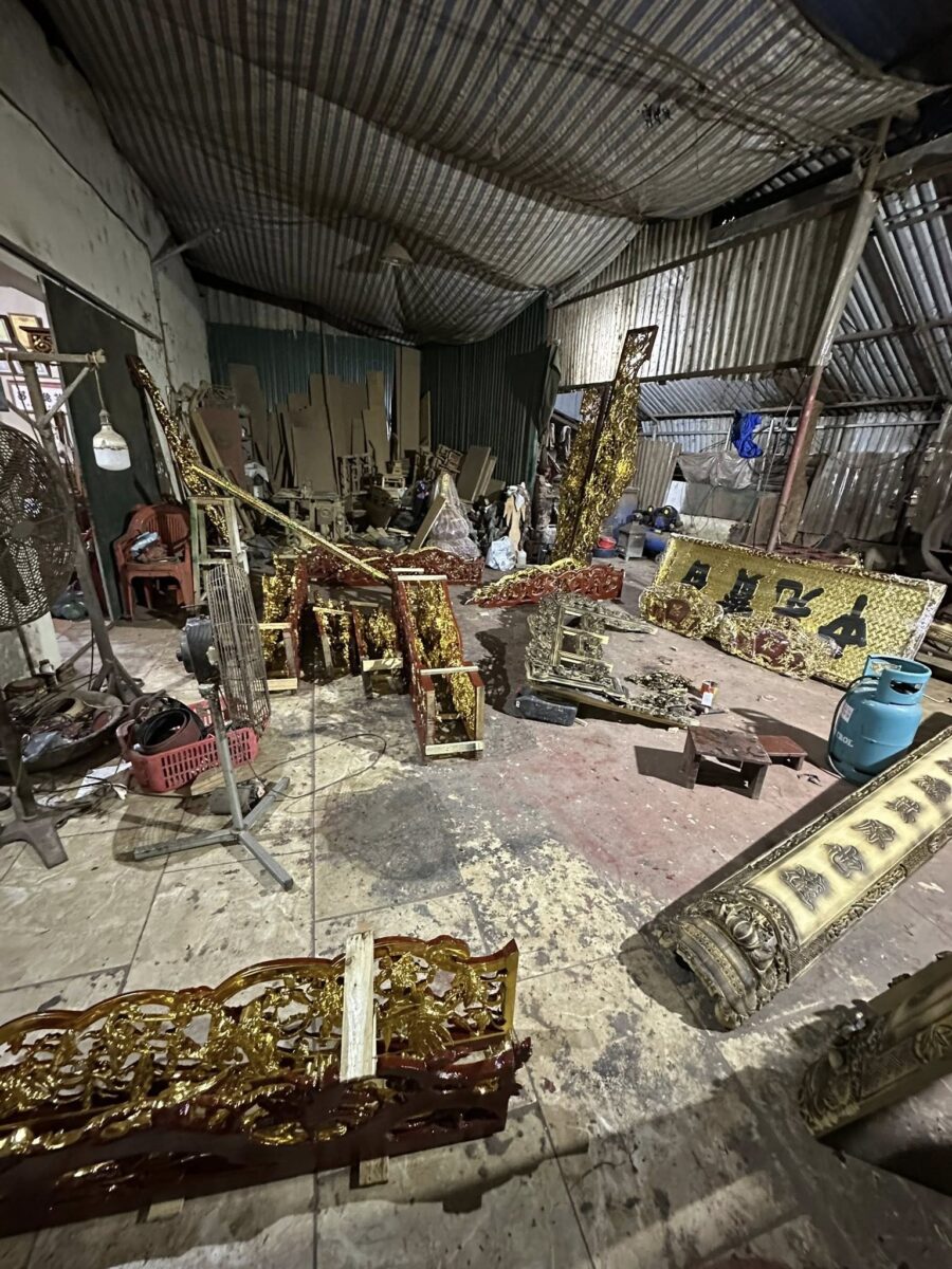 Quy trình chế tác đồ thờ sơn son thếp vàng