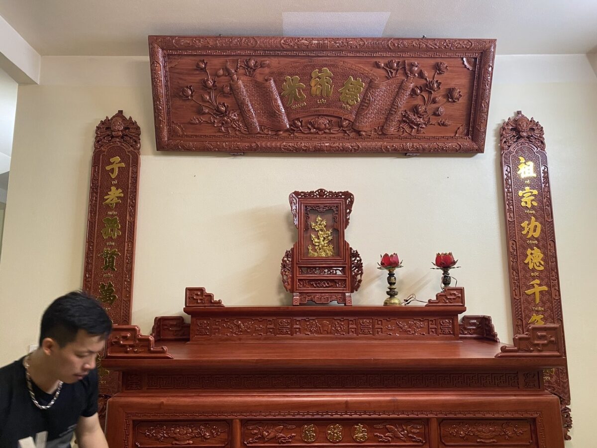 Hoành Phi Câu Đối Cho Con Thứ – Có Được Treo Không, Chọn Chữ Gì?