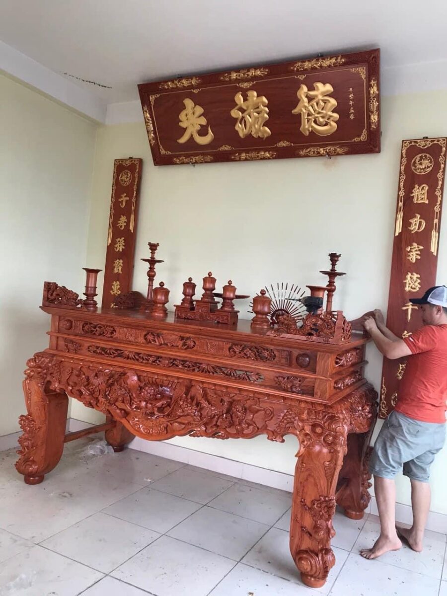 Hoành phi câu đối gỗ Hương