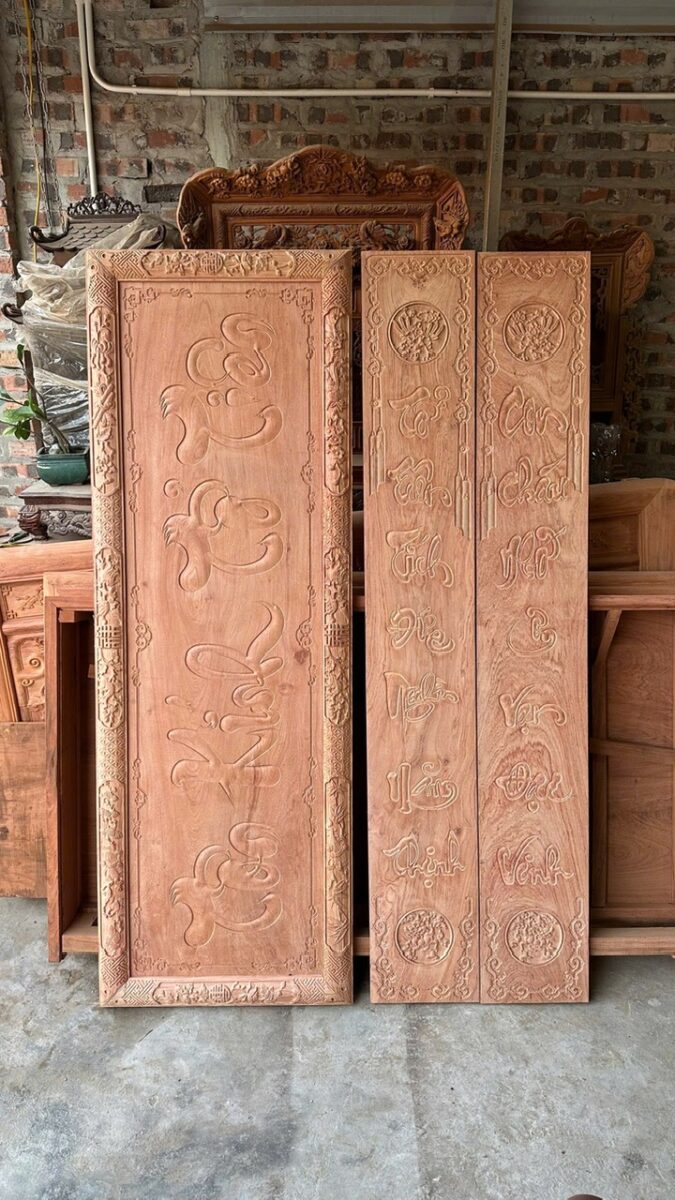 Kinh Nghiệm Đặt Làm Hoành Phi Câu Đối: 10 Điều Cần Biết 3 Hoành phi cấu đối gỗ hương