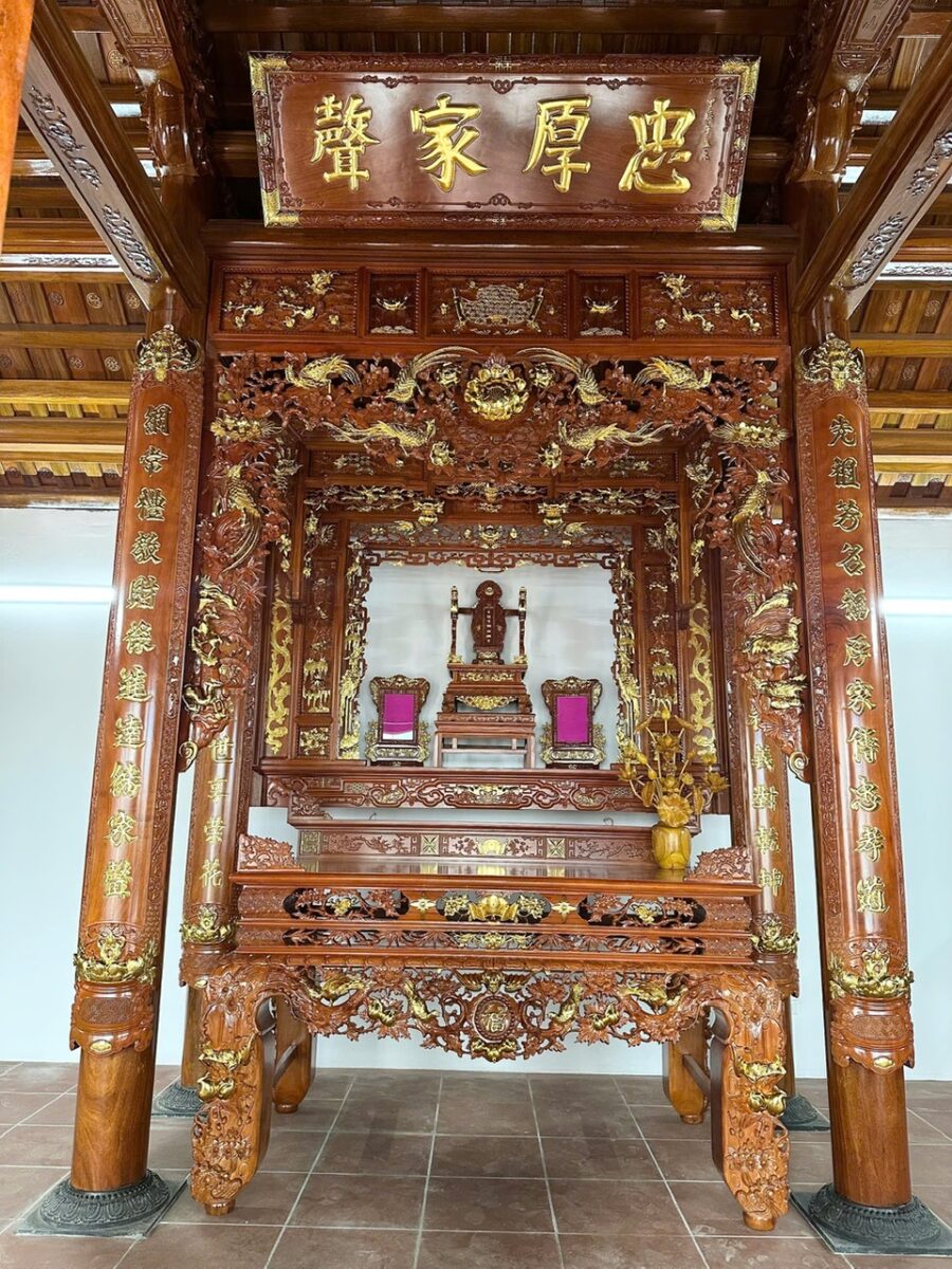 Xưởng Làm Hoành Phi Câu Đối Tại Hà Nội – Nhận Làm Theo Yêu Cầu 11 Hoành phi câu đối nhà thờ gỗ gụ