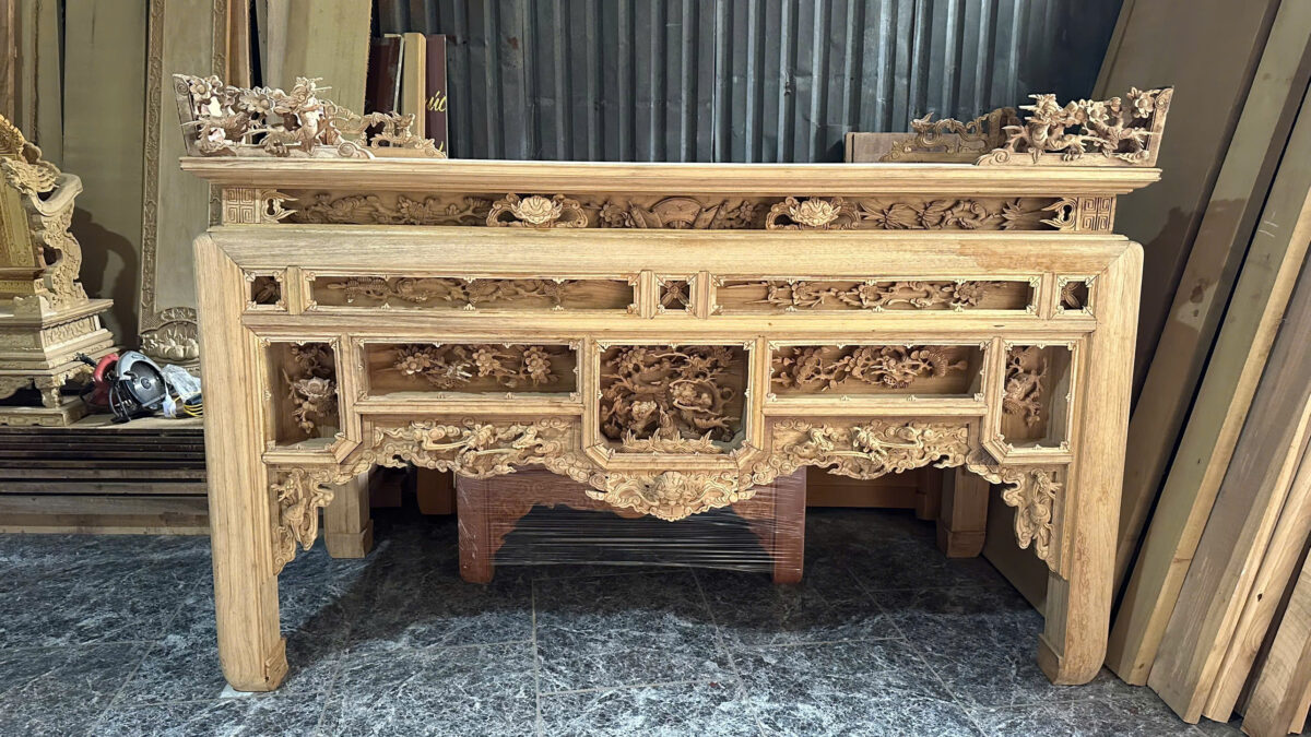Xưởng Bàn Thờ Gỗ Sơn Đồng Trần Hùng: Đặt Làm Đồ Thờ Chất Lượng 5 Bàn thờ cao cấp Ô Sa.