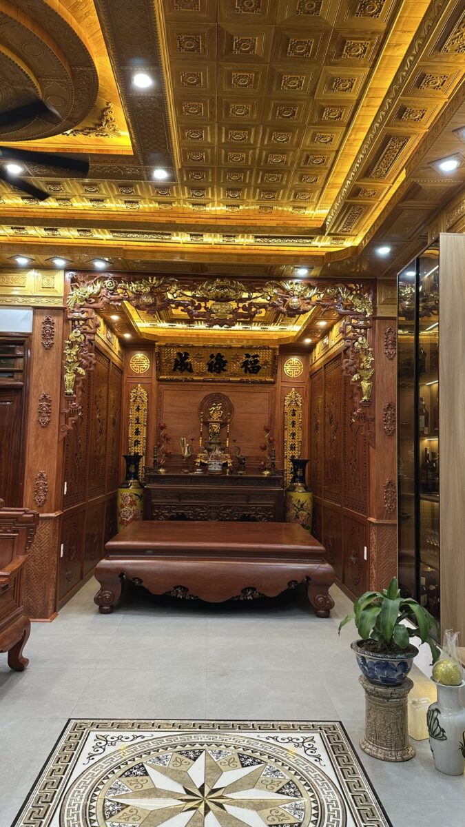 Công trình thực tế: Hoàn thiện gian thờ gỗ trong biệt thự tại Hải Dương