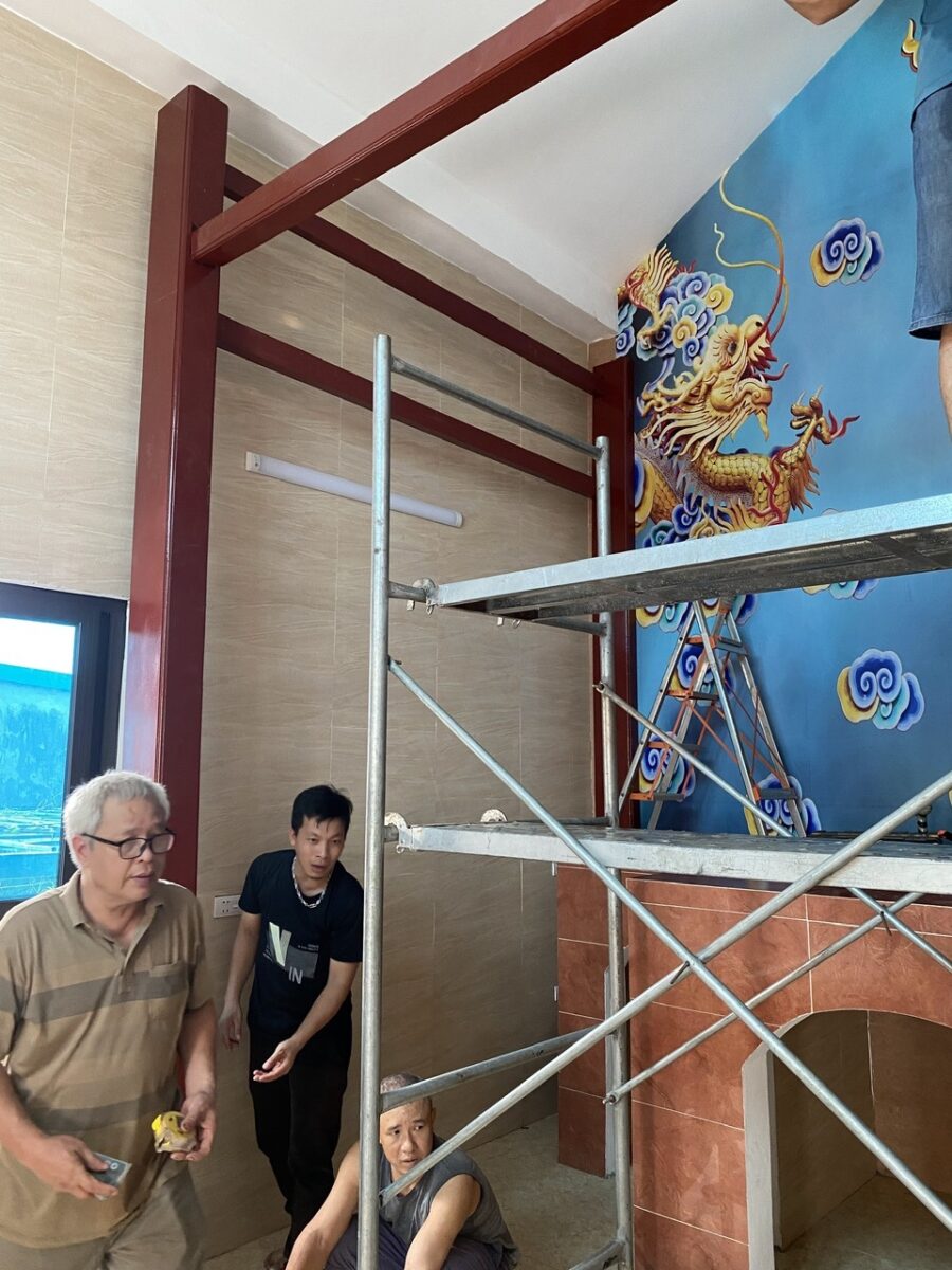 Đồ Thờ Hàng Kỹ Là Gì? Tiêu Chuẩn Chất Lượng Xưởng Trần Hùng 7 Nghệ nhân Trần Quang Hùng trực tiếp giám sát chỉ đạo tại công trình