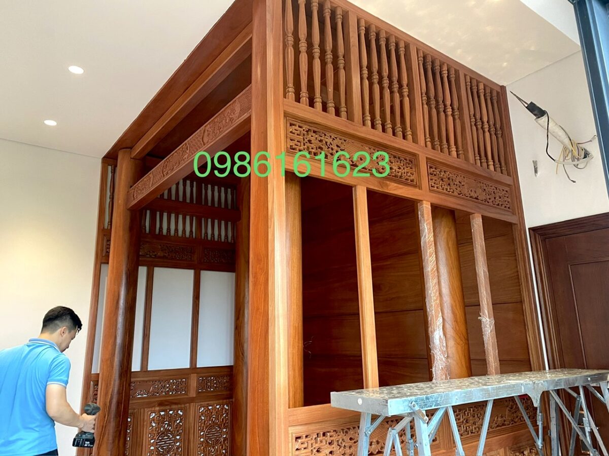 Quá trình lắp đặt hệ cột và xà gỗ trong nhà hiện đại
