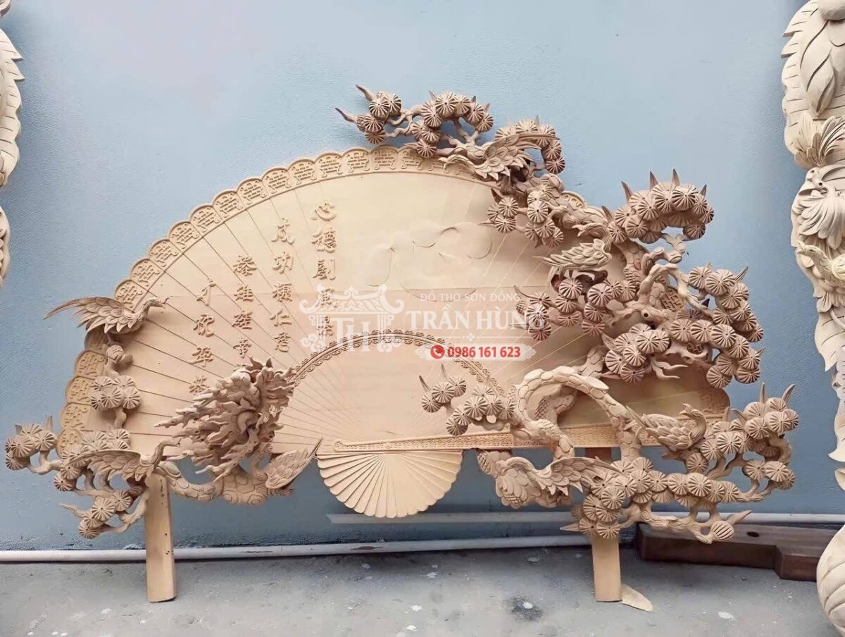 Bức Quạt gỗ chữ tâm
